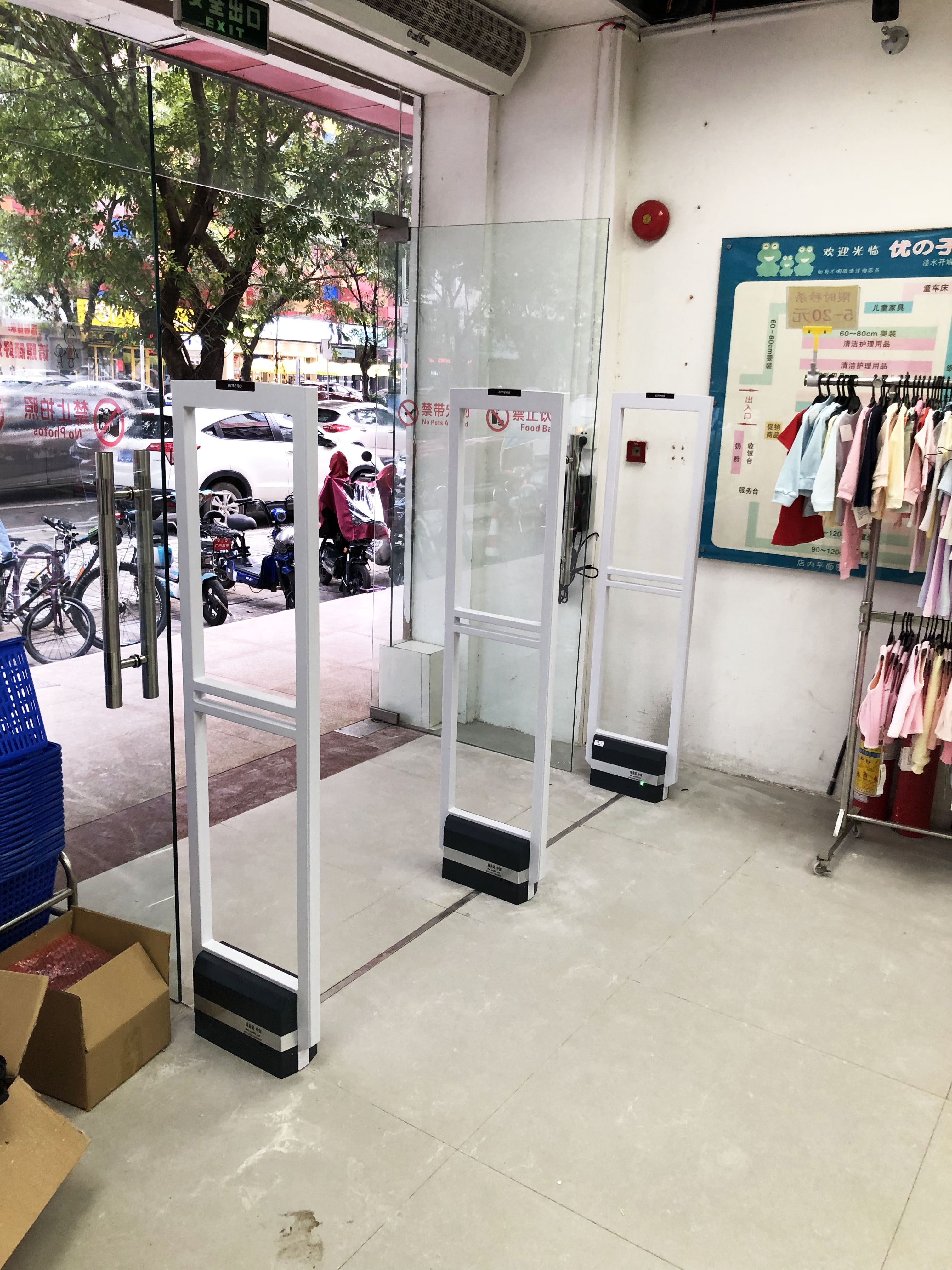 為什么不選擇“便宜的”服裝防盜扣？