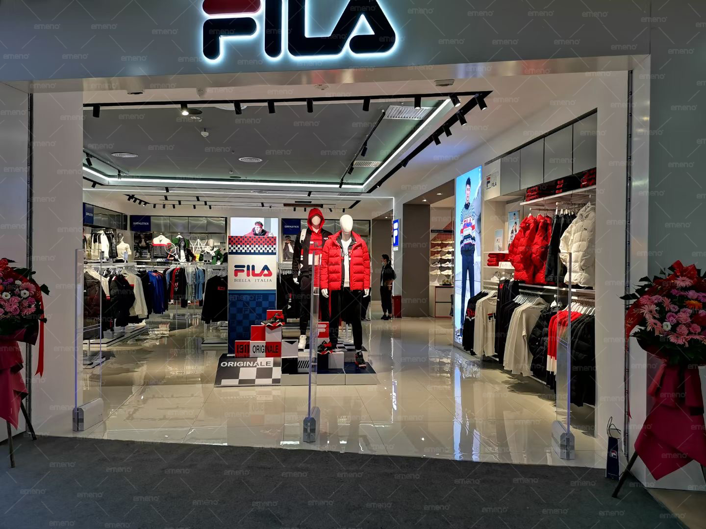 揭秘！為什么品牌店都愛立方美emeno亞克力防盜器？
